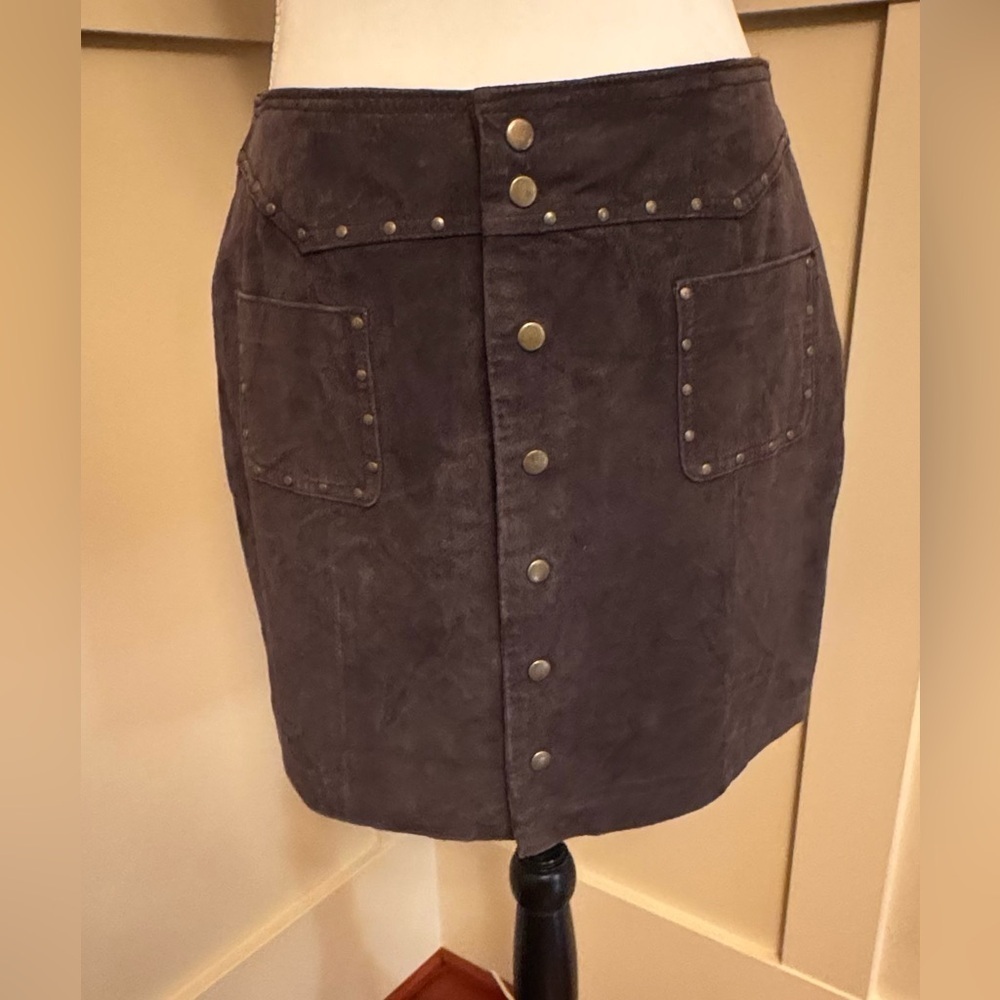 Route 66 Brown Suede Leather Snap Up Studded Mini Skirt
Women Sz8